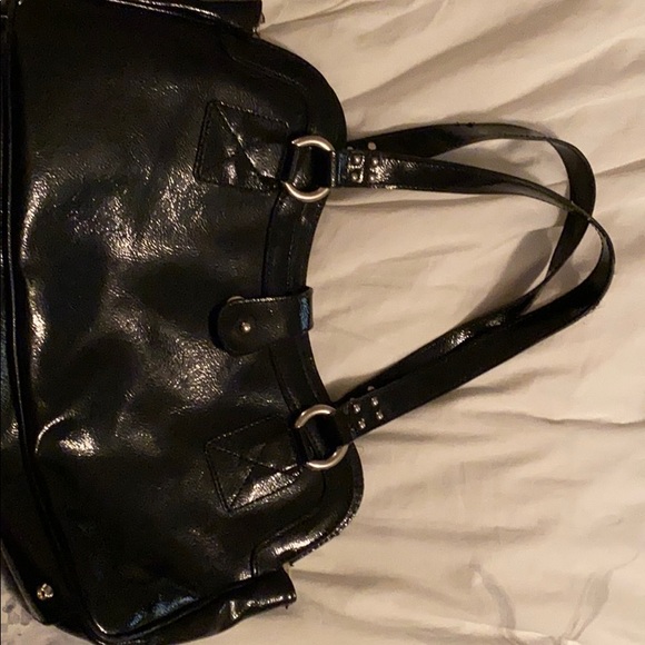 Guess purse - Picture 2 of 4